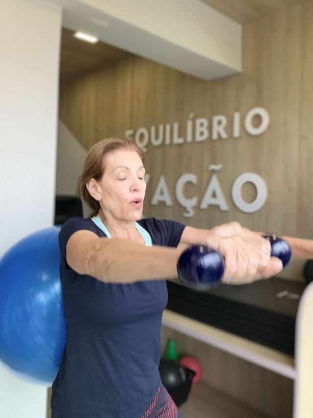 Equilíbrio com bola, no seu ritmo