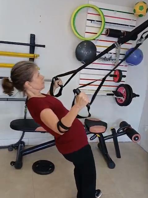 Core e ombros no TRX